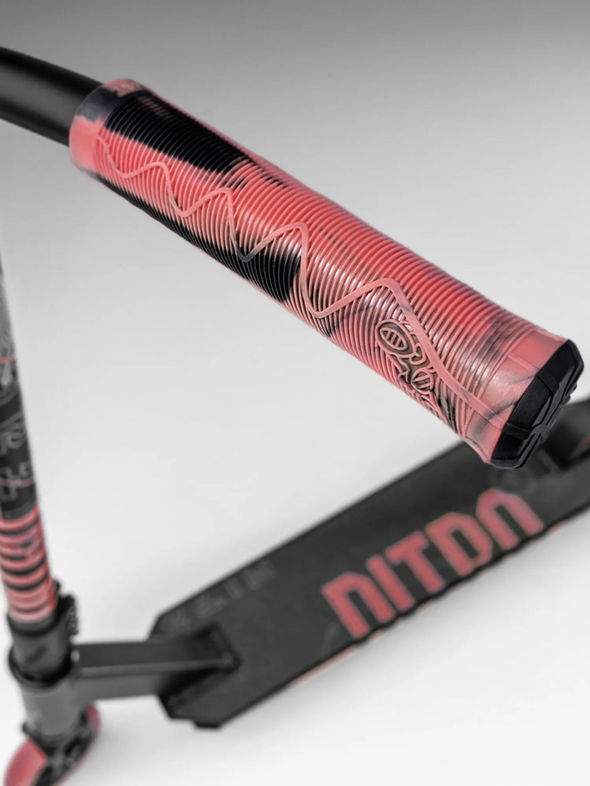 Movino Nitro (červená)