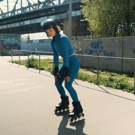 Descending Hills on Rollerblades: How To Do It Correctly